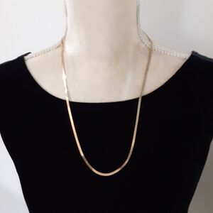 Simple Monet gold tone 22" herringbone chain necklace career classic